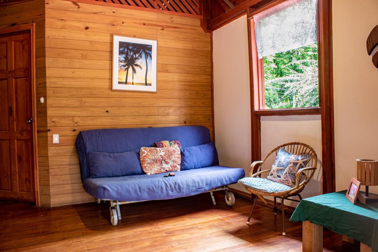 Chalet Cabinas Hibiscus Cahuita Exterior foto