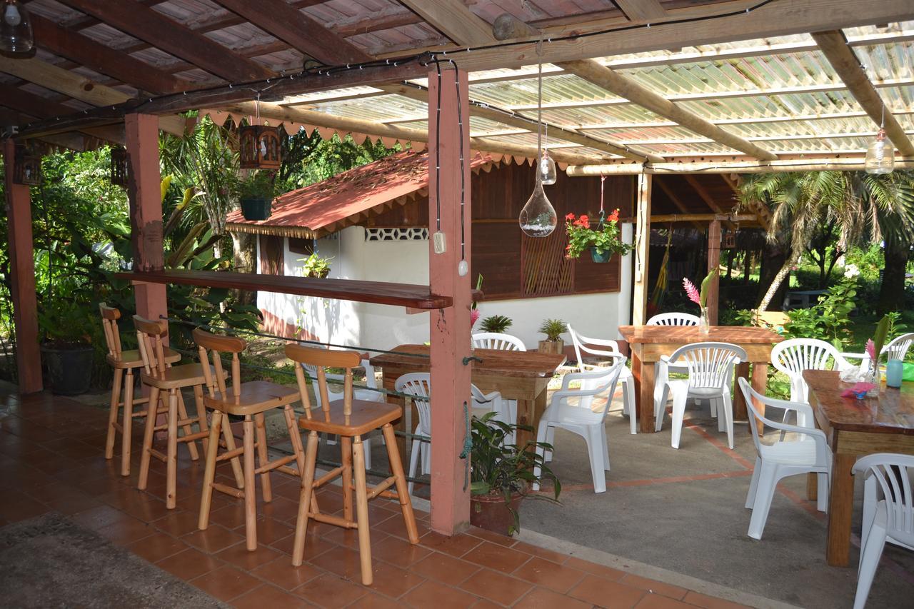 Chalet Cabinas Hibiscus Cahuita Exterior foto