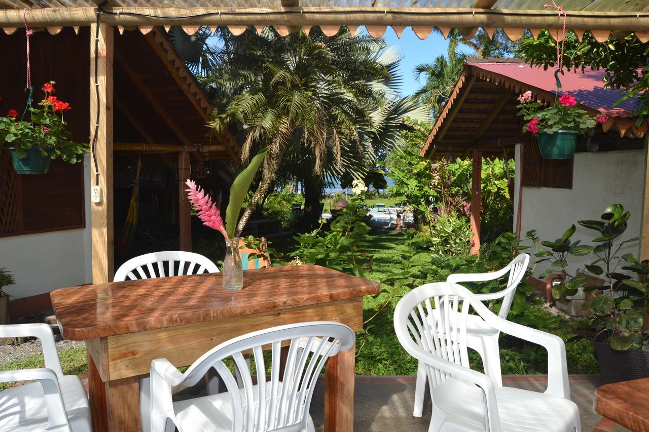Chalet Cabinas Hibiscus Cahuita Exterior foto
