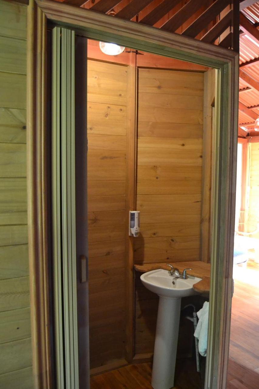 Chalet Cabinas Hibiscus Cahuita Exterior foto